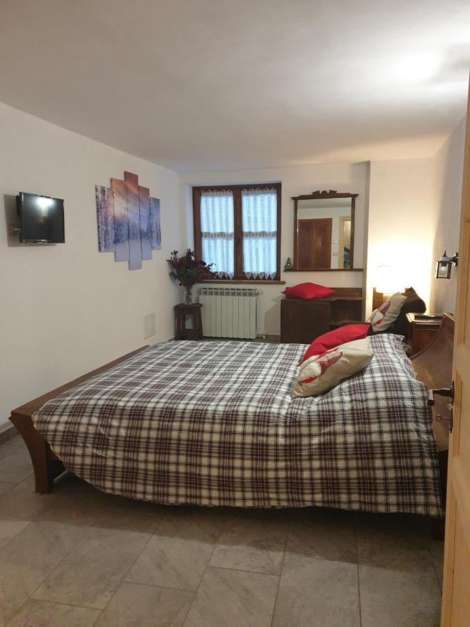 Antica Casa Occitana Bed & Breakfast Sampeire Exterior foto